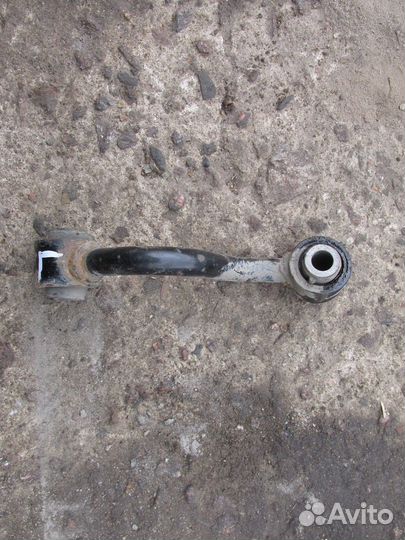 Стойка заднего стабилизатора левая