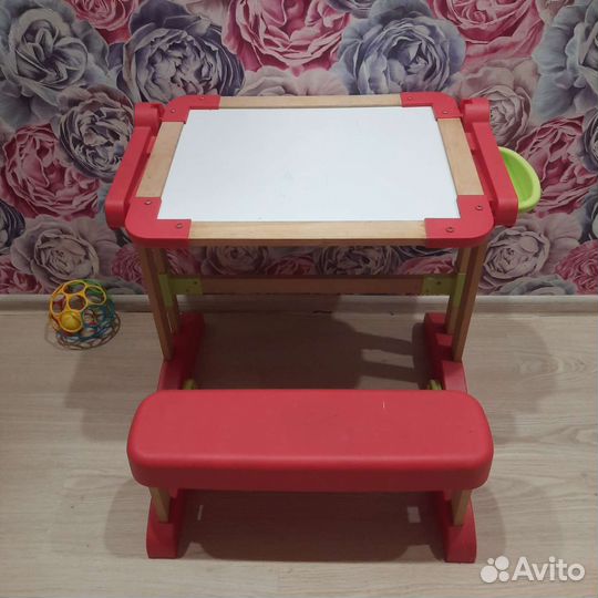 Детский стол парта