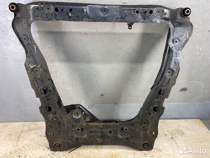 Подрамник Nissan X-trail t31