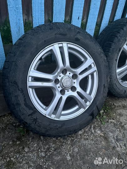 Продам литье с резиной