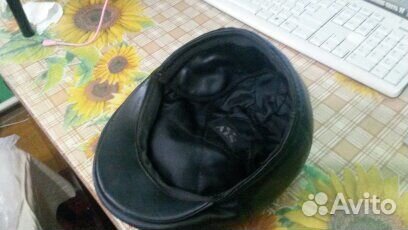 Мужская кожаная кепка