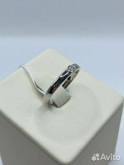Золотое кольцо с камнем/бриллиант/проба 585/ вес 1