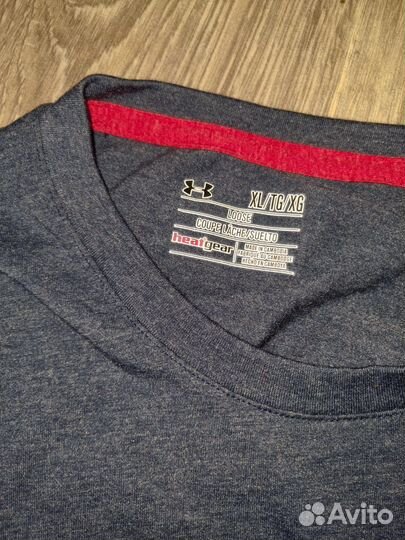 Новая оригинальная футболка under armour