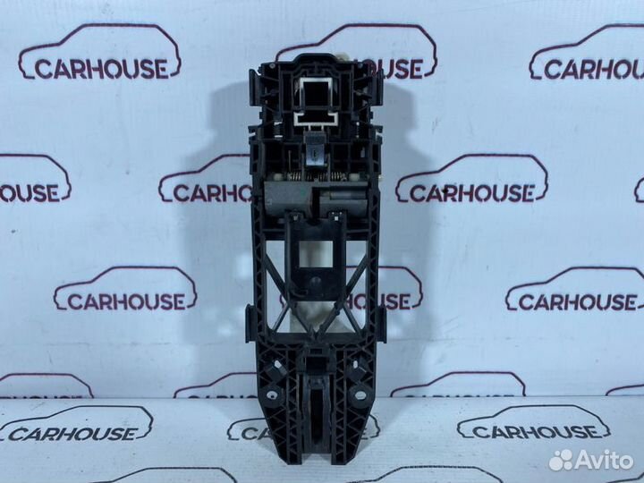 Ручка двери внешняя задняя левая Volkswagen