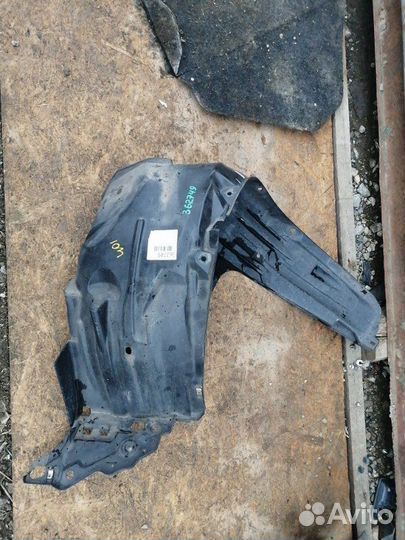 Подкрылок передний левый Honda Fit GE6