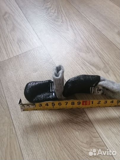 Поводок-рулетка и ботинки для собак