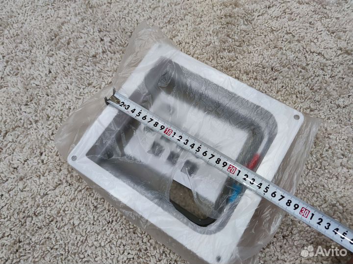 Дверца в дверь для кошек