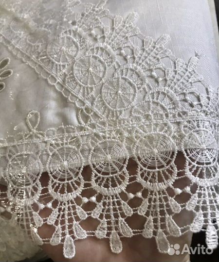 Скатерть нарядная. Новая. Турция