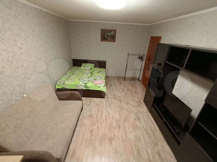 1-к. квартира, 50 м², 1/10 эт.