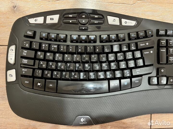 Игровая беспроводная клавиатура Logitech