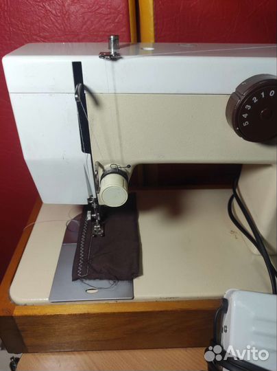 Швейная машина Чайка 134а 6478