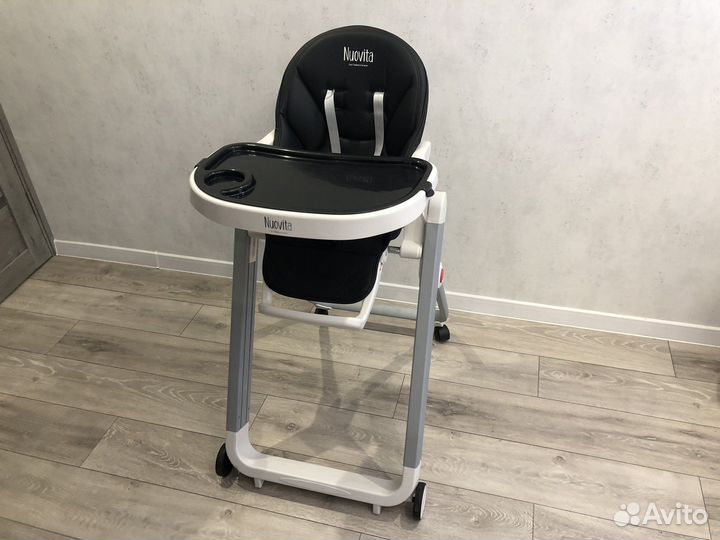 Стульчик для кормления Nuovito Futuro Senso