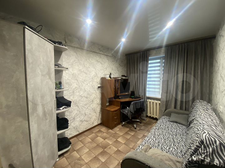 2-к. квартира, 43 м², 3/5 эт.