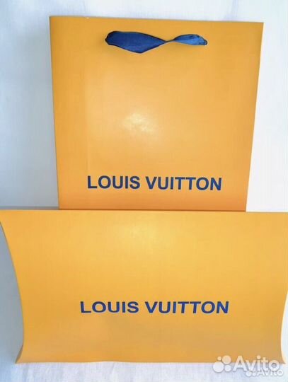 Шелковый платок Dior новый