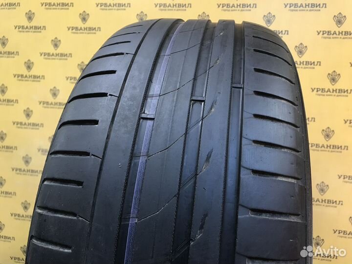 Nokian Tyres Hakka Black 2 SUV 255/50 R19
