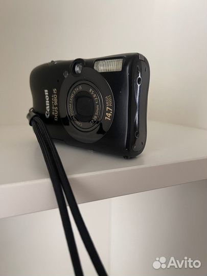 Цифровой фотоаппарат canon. Ixus 980 is Япония