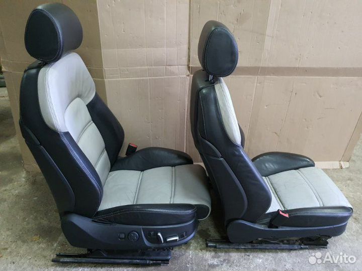 Комплект сидений Audi S8 D3 BSM 2006
