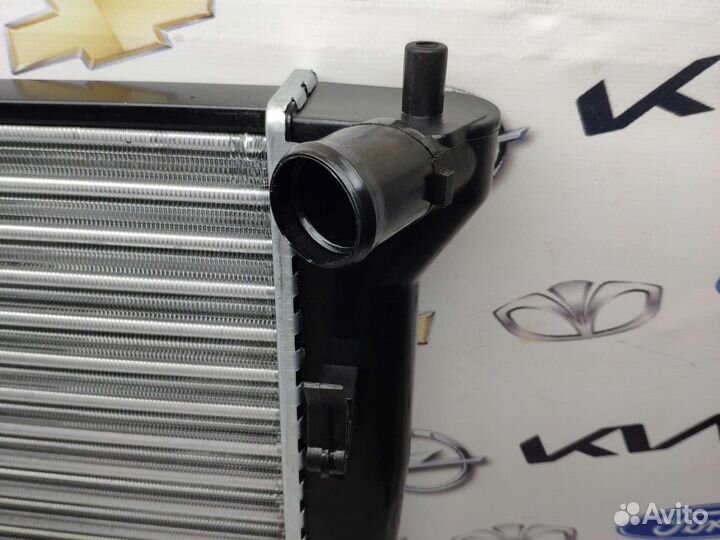 Радиатор охлаждения KIA Ceed/Elantra/i30 1.4-2.0