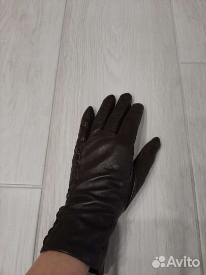 Перчатки женские кожаные