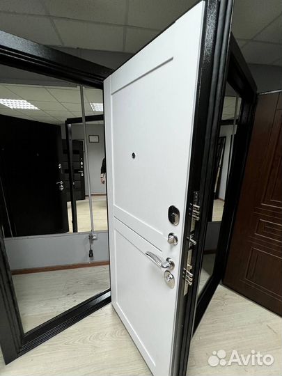 Тёплая входная дверь с бесплатной доставкой