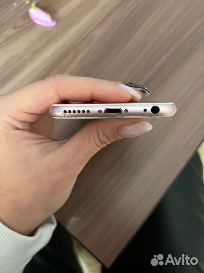 iPhone 6S, 16 ГБ