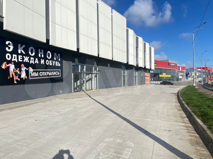 Торговая площадь в новом ТЦ, 680 м²