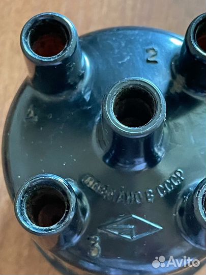 Крышка распределителя зажигания ваз с бегунком