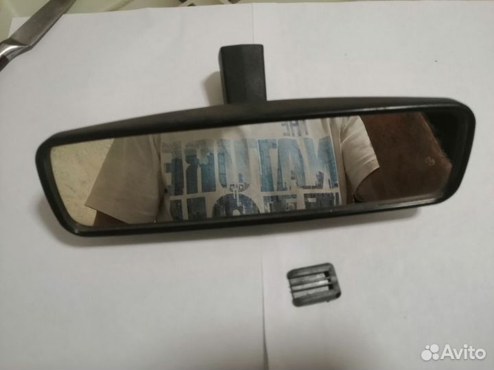 Зеркало салона Митсубиси Каризма
