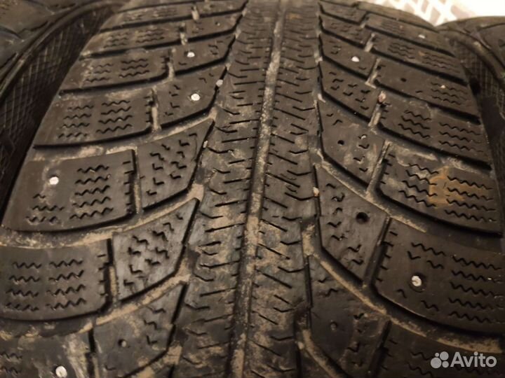 Gislaved Nord Frost 5 225/45 R17 94T