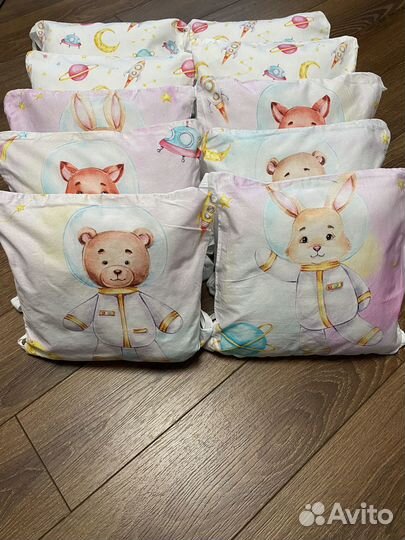 Бортики подушечки в кроватку