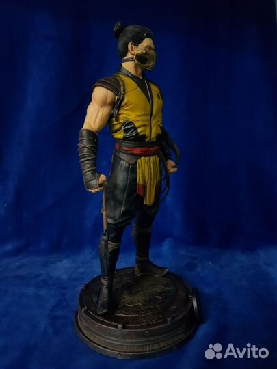 Коллекционная фигурка 