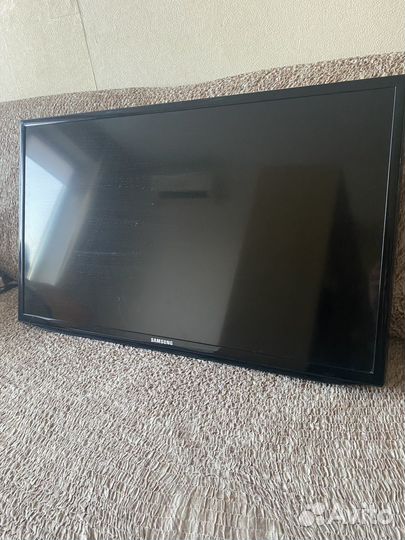 Телевизор SMART tv 32 бу