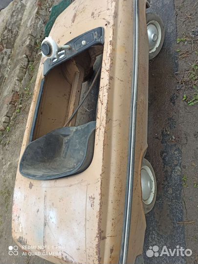 Детская педальная машина СССР