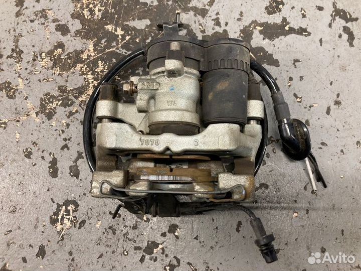 Задний Правый Суппорт Mazda 3 BP 2019-2023 г.в