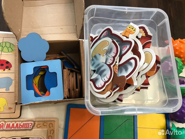 Развивающие игрушки пакетом