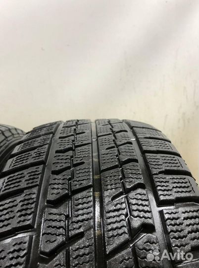 Goodyear UltraGrip Ice Navi Zea 215/65 R16 98W