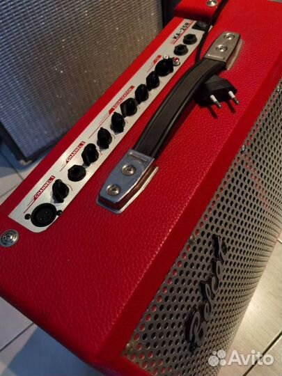 Belcat Ka-25R Комбоусилитель 25 Вт Два Канала