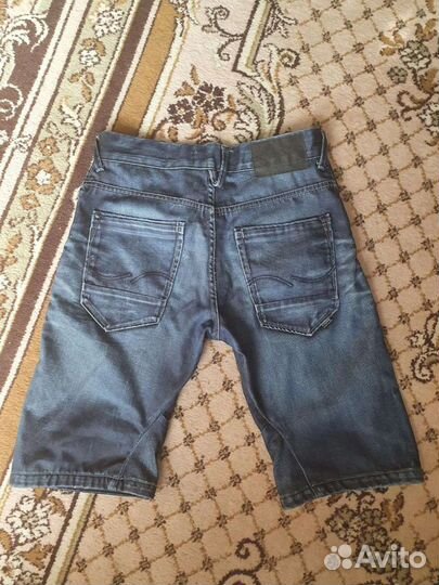 Джинсовые шорты