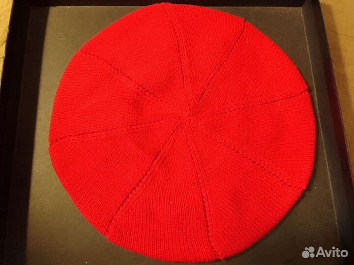Берет хлопковый красный импортный 57 размер