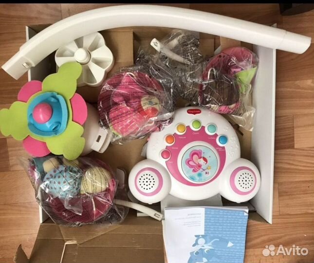 Мобиль на кроватку tiny love,игрушки в подарок