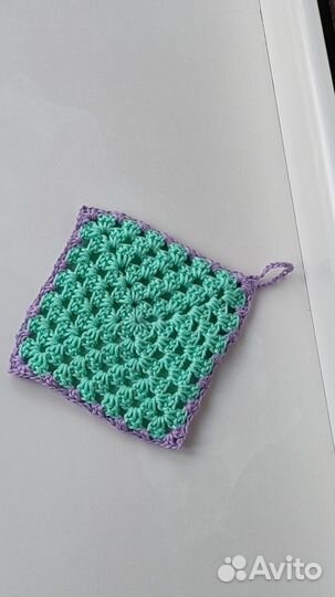 Вязанная подставка прихватка ручной работы