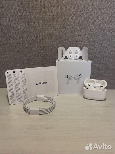 Apple Airpods pro 2 + чехол в подарок