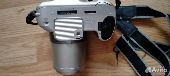 Компактный фотоаппарат olympus на запчасти