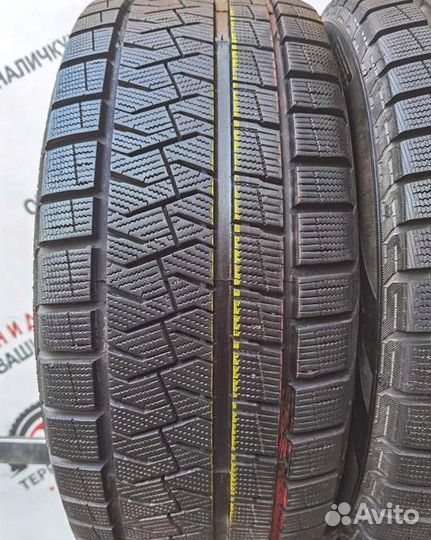 Pirelli Ice Asimmetrico Plus 225/45 R17 97V