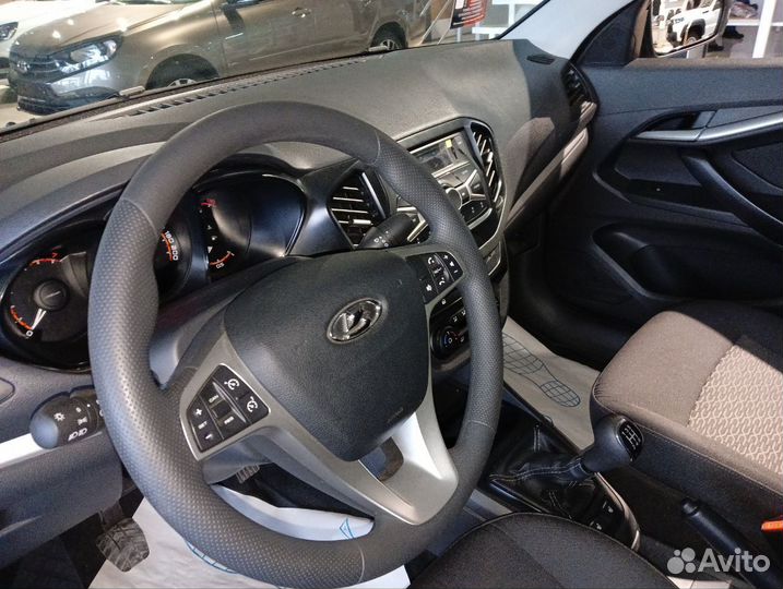 LADA Vesta 1.6 МТ, 2021, 5 250 км