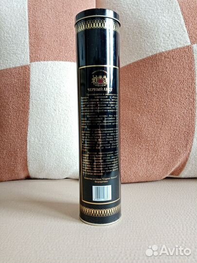 Коробка тубус жестяной от коньяка чёрный аист