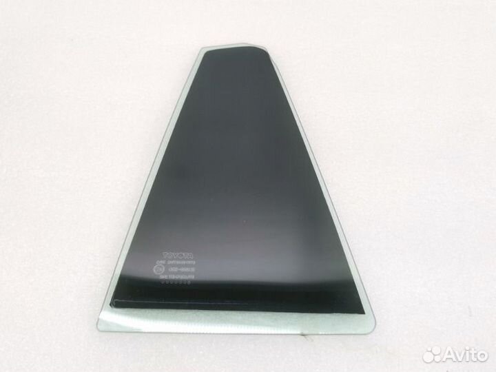 Форточка двери задняя правая Toyota Rav4 CA40 2.2