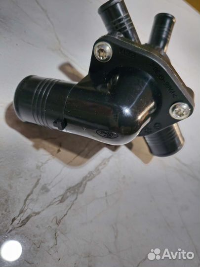 Корпус термостата Ford Transit 2.4 2006