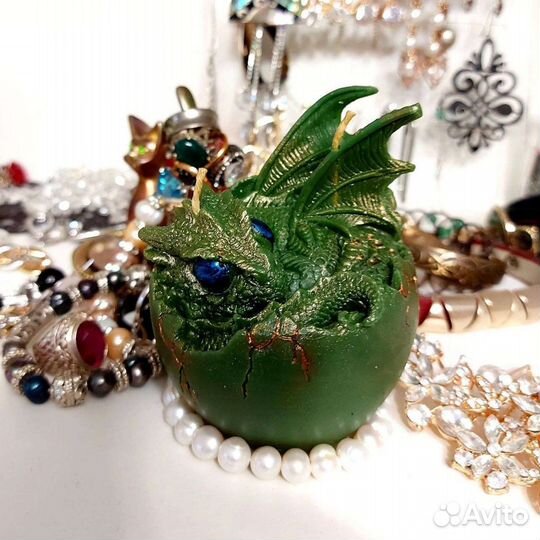 Форма силиконовая Дракончик в яйце 9*7 см