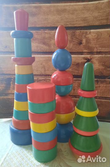 Пирамидка советская деревянная